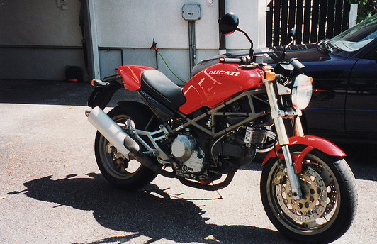 Ducati Monster 900